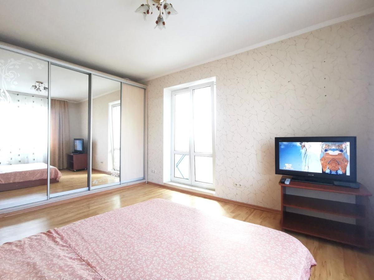 Lavina Mall Apartments 4 Sumy Exterior foto